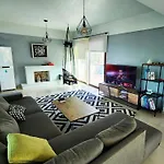 Amazing By Holidaykeys Вилла *